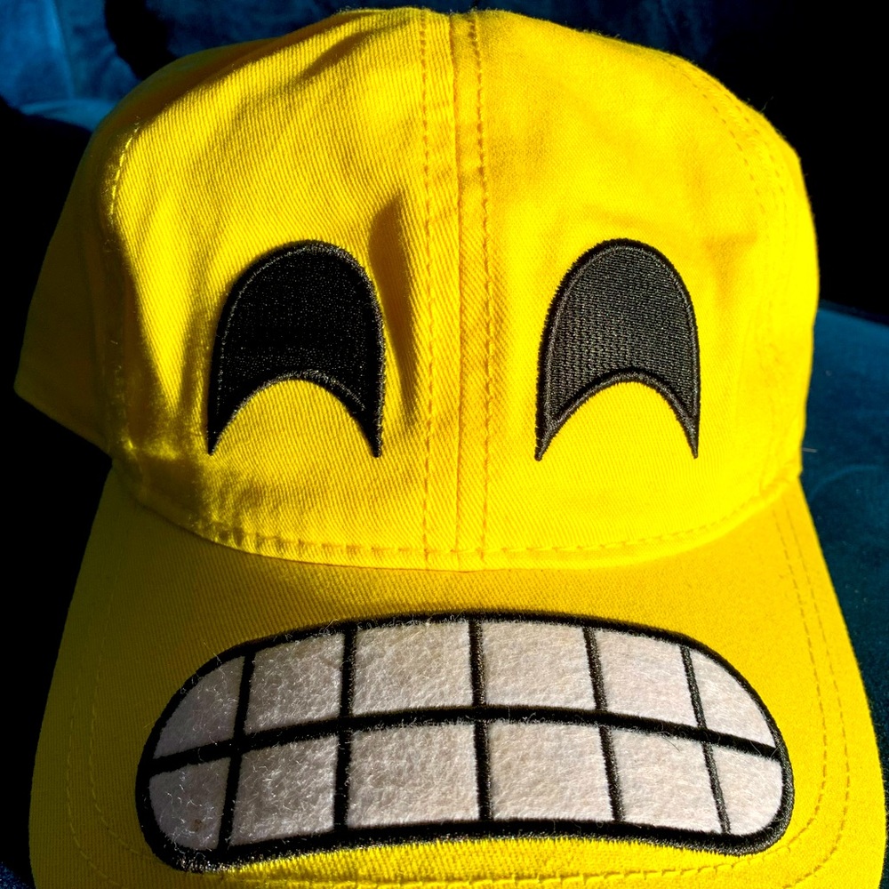Big Teeth & Eyes SnapBack Baseball Cap!